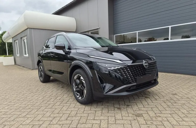 NISSAN Qashqai -