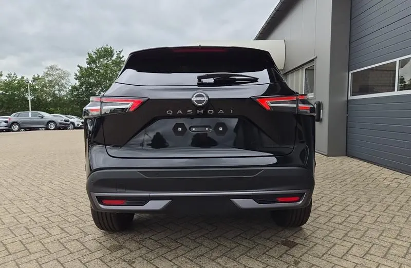 NISSAN Qashqai -