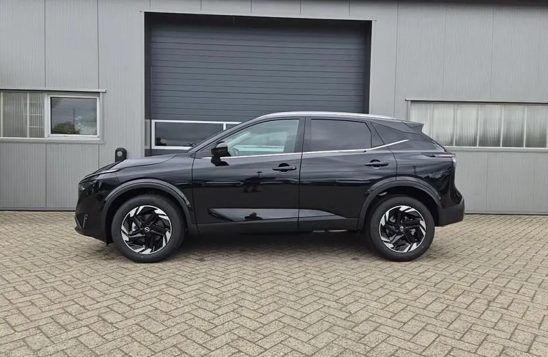 NISSAN Qashqai -