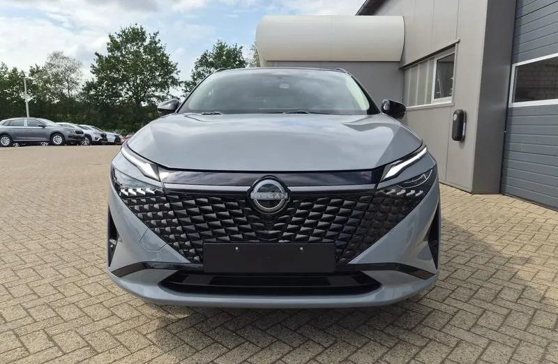 NISSAN Qashqai -
