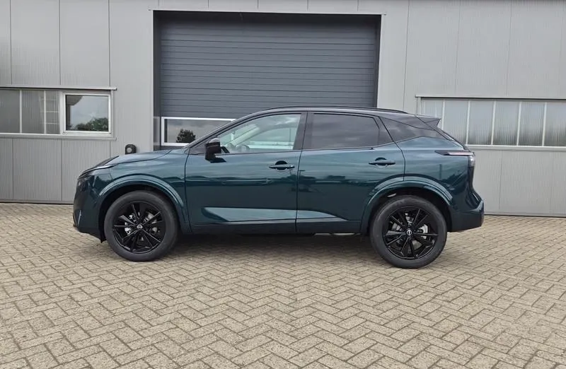NISSAN Qashqai -