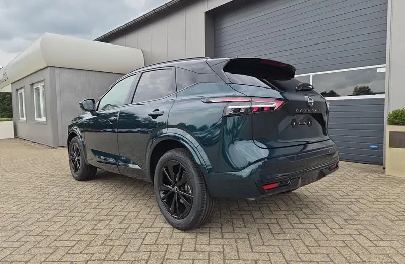 NISSAN Qashqai -
