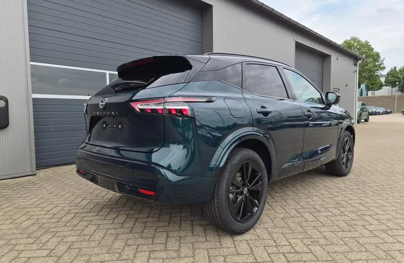 NISSAN Qashqai -