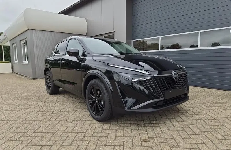 NISSAN Qashqai -