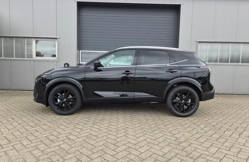 NISSAN Qashqai -