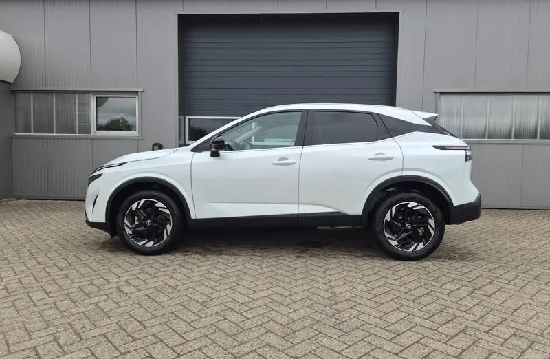 NISSAN Qashqai -