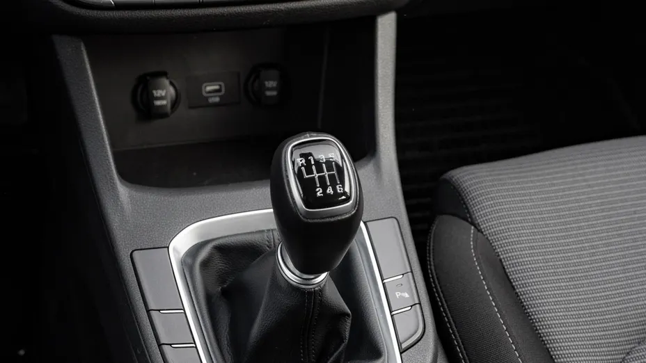 HYUNDAI i30 i30 1.5 DPI Classic +