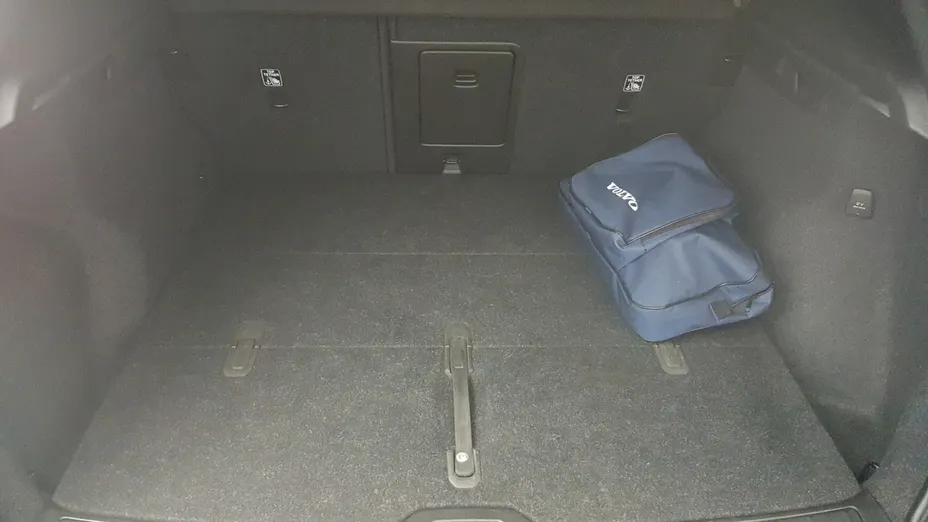 VOLVO XC40 XC40 B3 Core aut