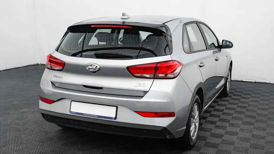 HYUNDAI i30 i30 1.5 DPI Classic +