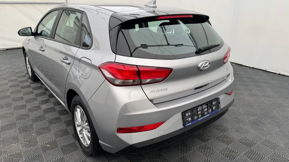 HYUNDAI i30 i30 1.5 DPI Classic +