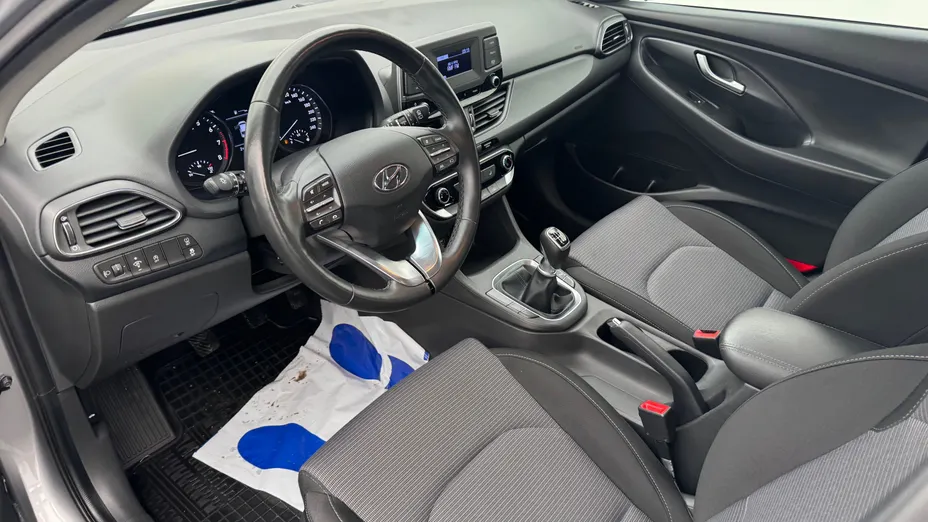 HYUNDAI i30 i30 1.5 DPI Classic +