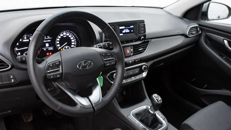 HYUNDAI i30 i30 1.5 DPI Classic +