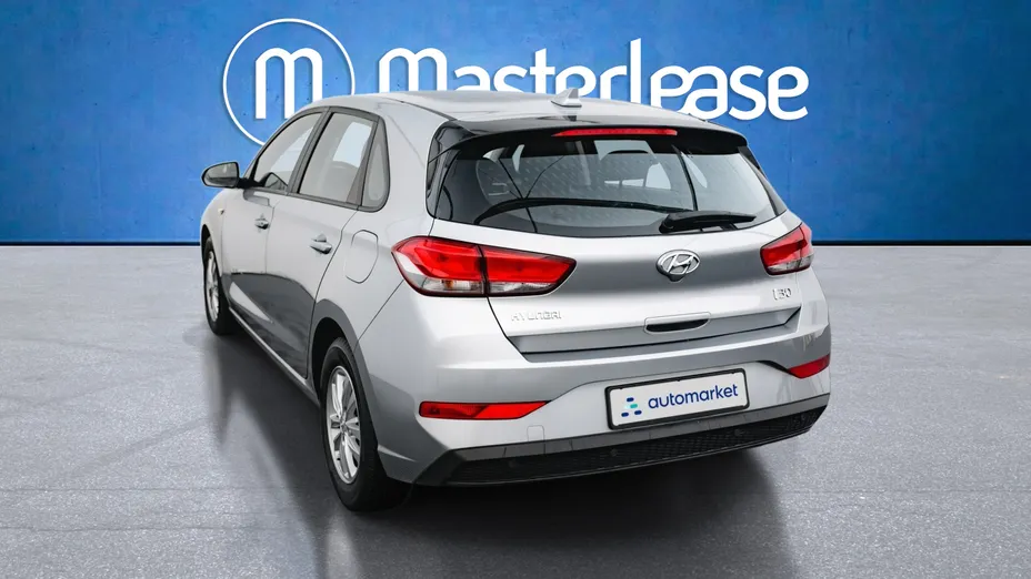 HYUNDAI i30 i30 1.5 DPI Classic +