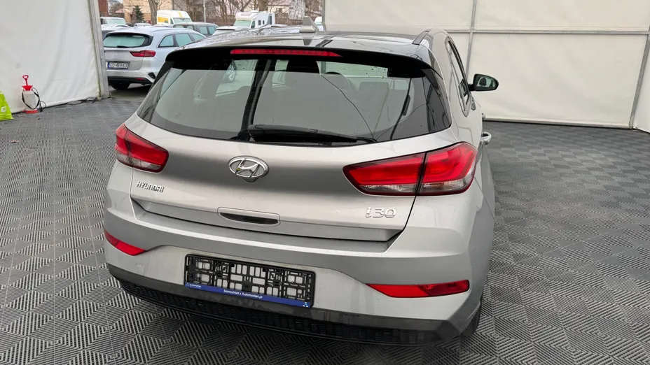 HYUNDAI i30 i30 1.5 DPI Classic +