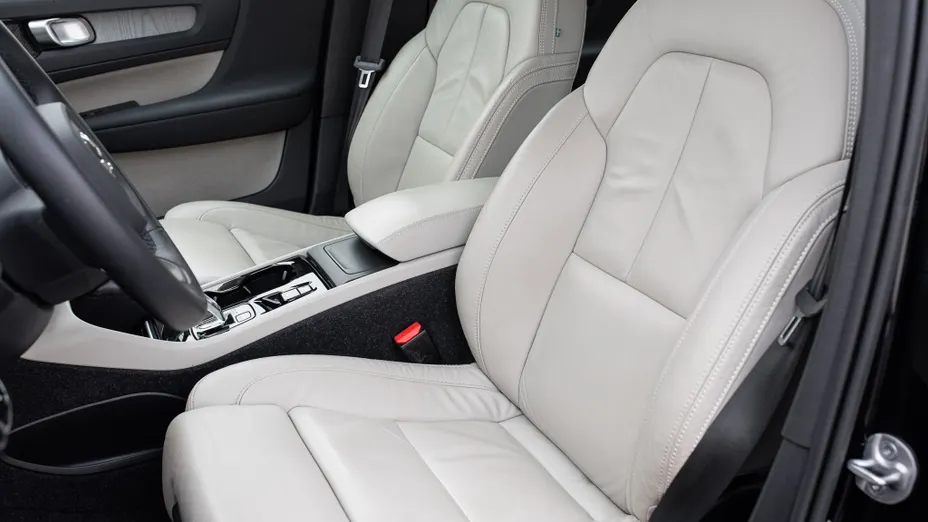VOLVO XC40 XC40 B3 Plus Bright aut