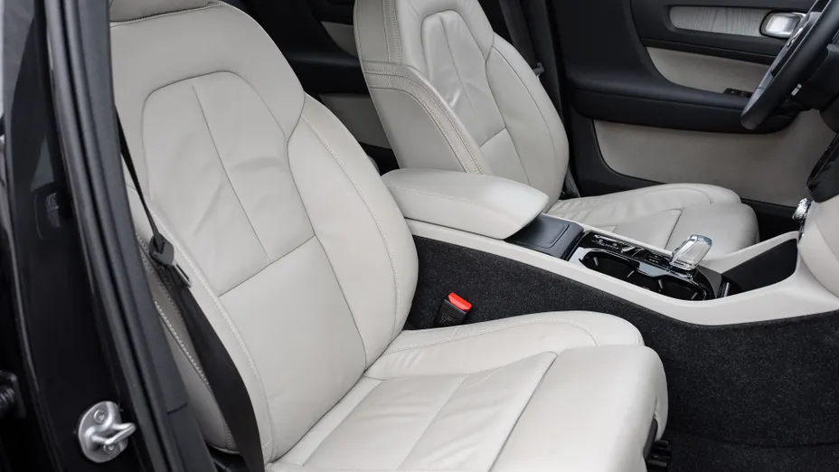 VOLVO XC40 XC40 B3 Plus Bright aut