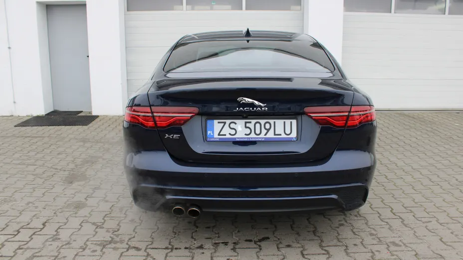 JAGUAR XE XE 2.0 D180 R-Dynamic S aut