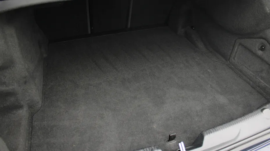 JAGUAR XE XE 2.0 D180 R-Dynamic S aut