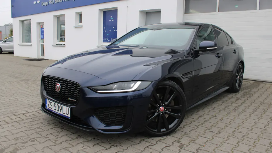 JAGUAR XE XE 2.0 D180 R-Dynamic S aut