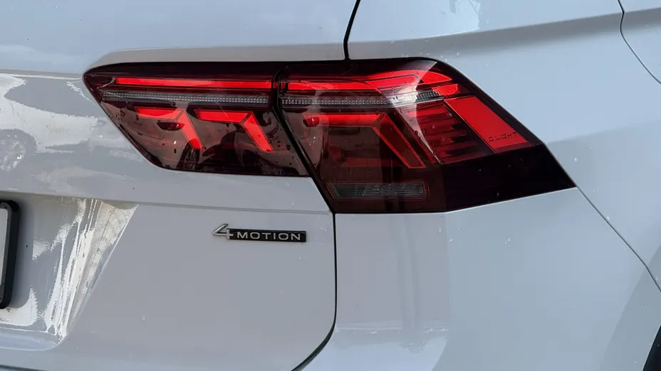 VOLKSWAGEN Tiguan Tiguan 2.0 TDI SCR 4Mot. Elegance DSG