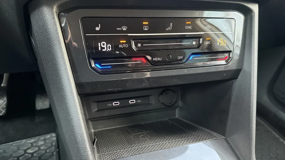 VOLKSWAGEN Tiguan Tiguan 2.0 TDI SCR 4Mot. Elegance DSG