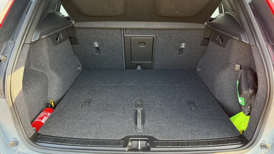 VOLVO XC40 XC40 B3 Core aut