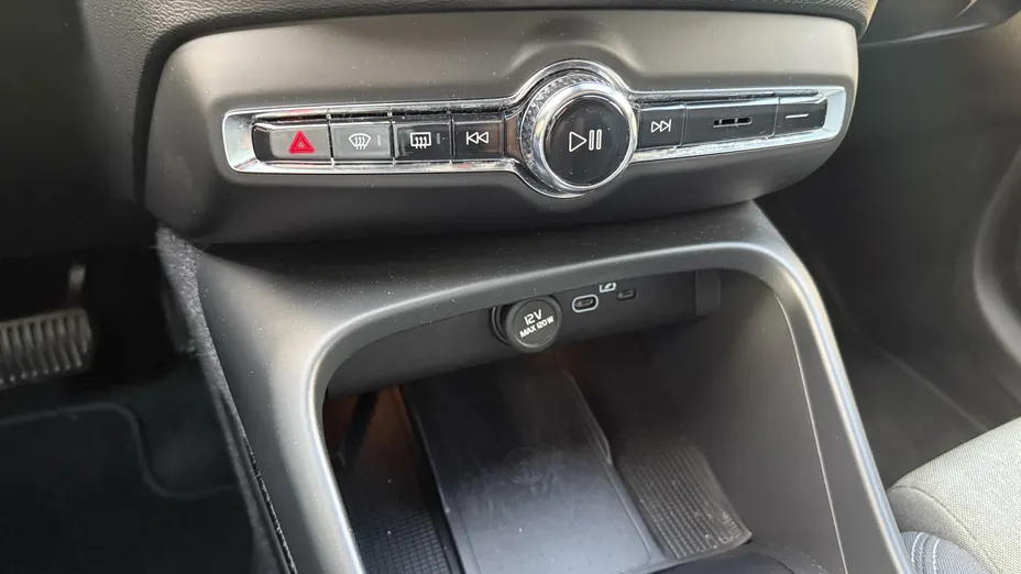 VOLVO XC40 XC40 B3 Core aut