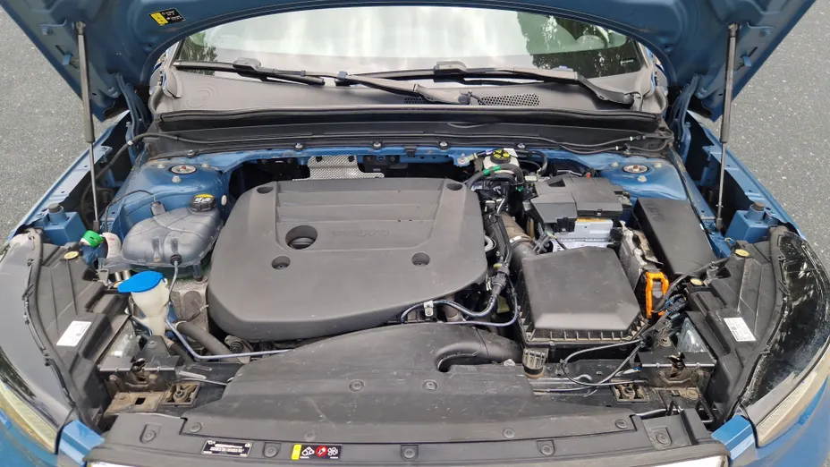 VOLVO XC40 XC40 B3 Core aut