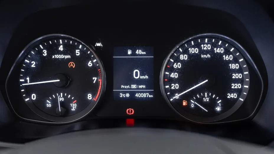 HYUNDAI i30 i30 1.5 DPI Classic +