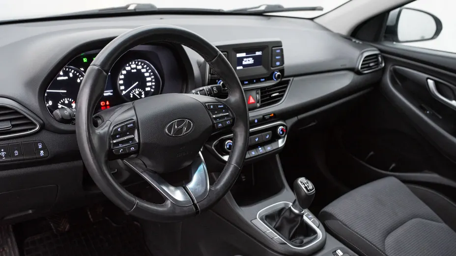 HYUNDAI i30 i30 1.5 DPI Classic +