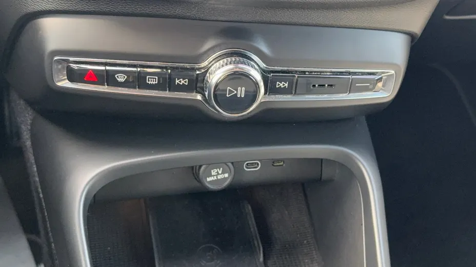 VOLVO XC40 XC40 B3 Core aut