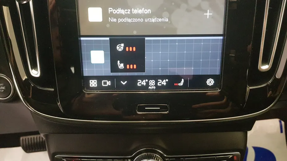 VOLVO XC40 XC40 B3 Core aut