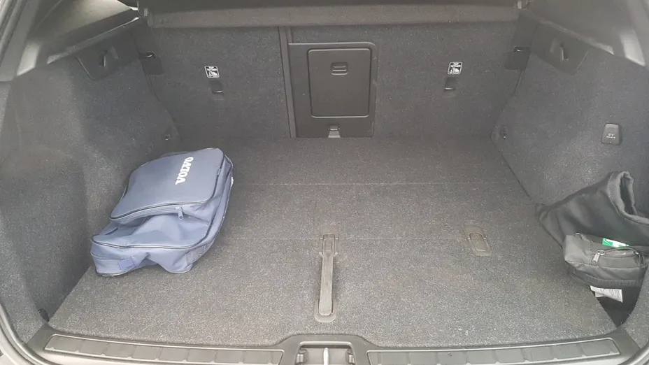 VOLVO XC40 XC40 B3 Core aut