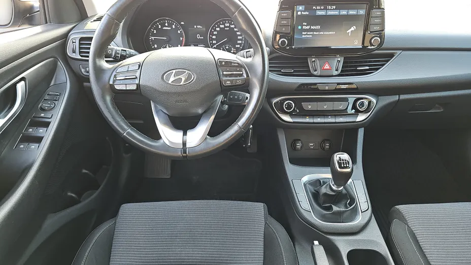 HYUNDAI i30 i30 1.0 T-GDI Modern