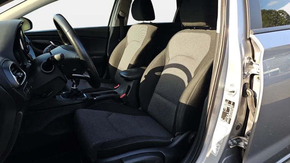 HYUNDAI i30 i30 1.0 T-GDI Modern
