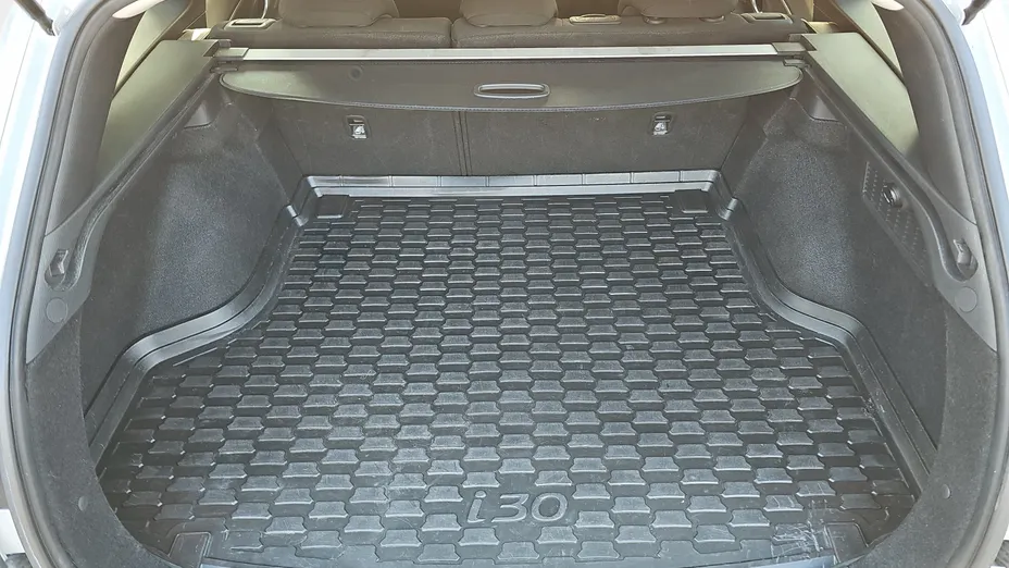 HYUNDAI i30 i30 1.0 T-GDI Modern