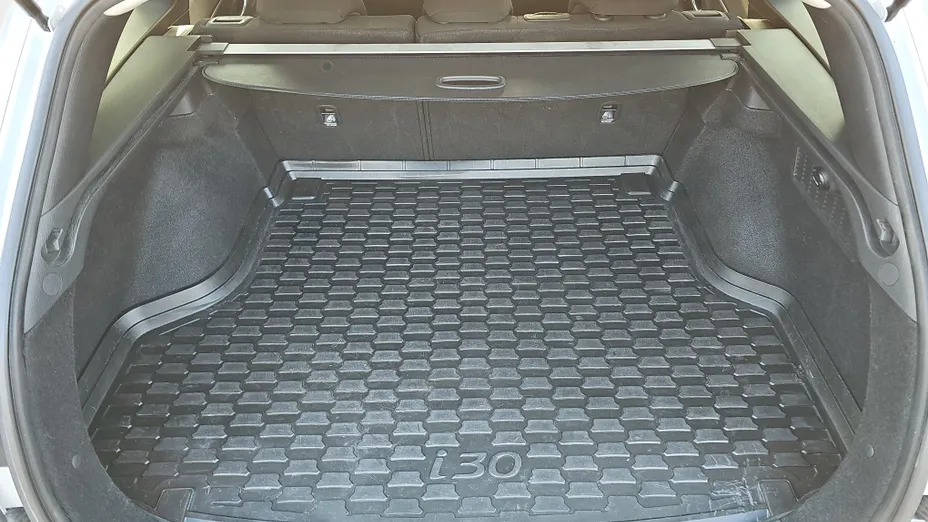 HYUNDAI i30 i30 1.0 T-GDI Modern