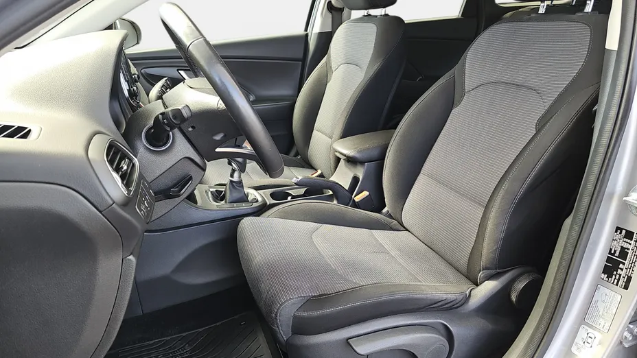 HYUNDAI i30 i30 1.0 T-GDI Modern