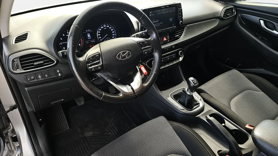 HYUNDAI i30 i30 1.0 T-GDI Modern