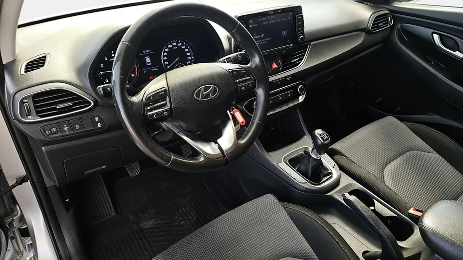 HYUNDAI i30 i30 1.0 T-GDI Modern