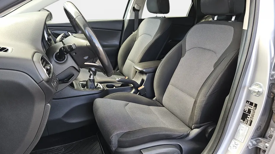 HYUNDAI i30 i30 1.0 T-GDI Modern