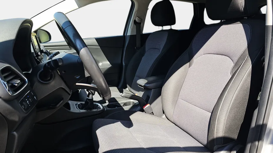 HYUNDAI i30 i30 1.0 T-GDI Modern