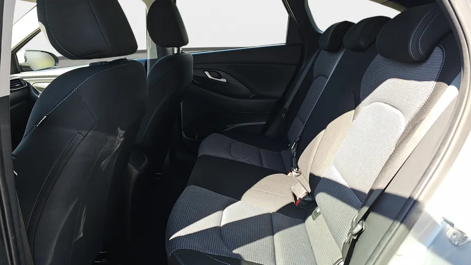 HYUNDAI i30 i30 1.0 T-GDI Modern