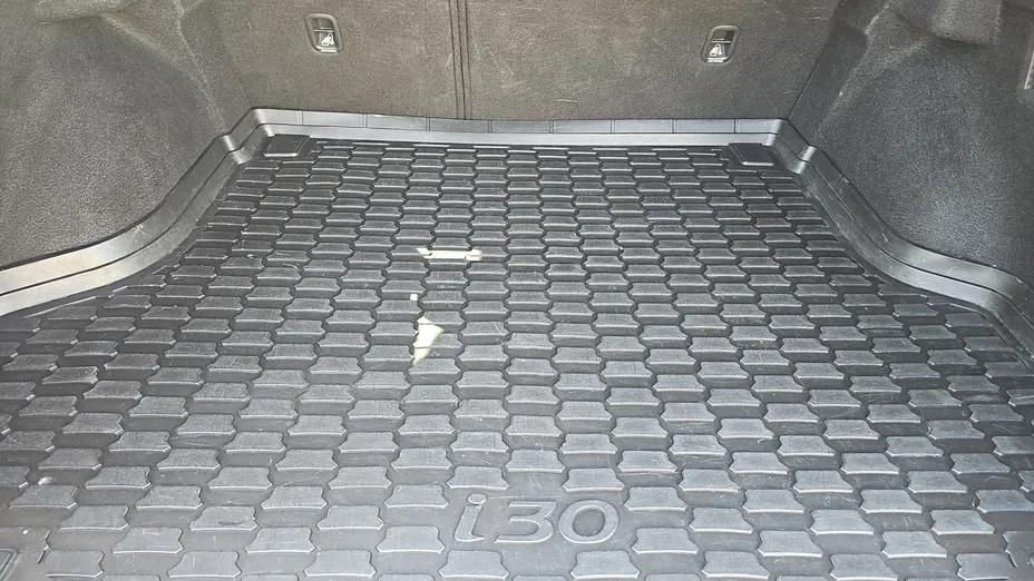 HYUNDAI i30 i30 1.0 T-GDI Modern