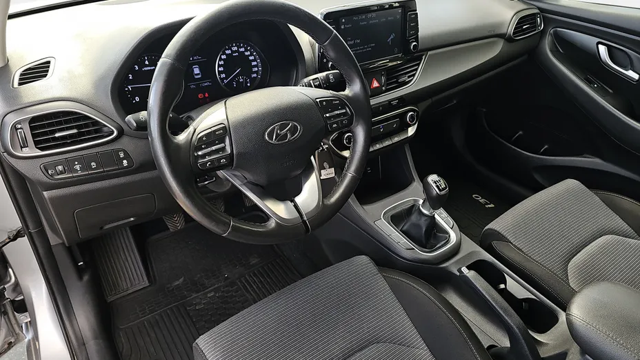 HYUNDAI i30 i30 1.0 T-GDI Modern