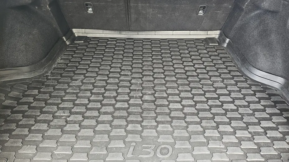 HYUNDAI i30 i30 1.0 T-GDI Modern