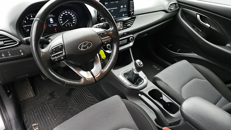 HYUNDAI i30 i30 1.0 T-GDI Modern