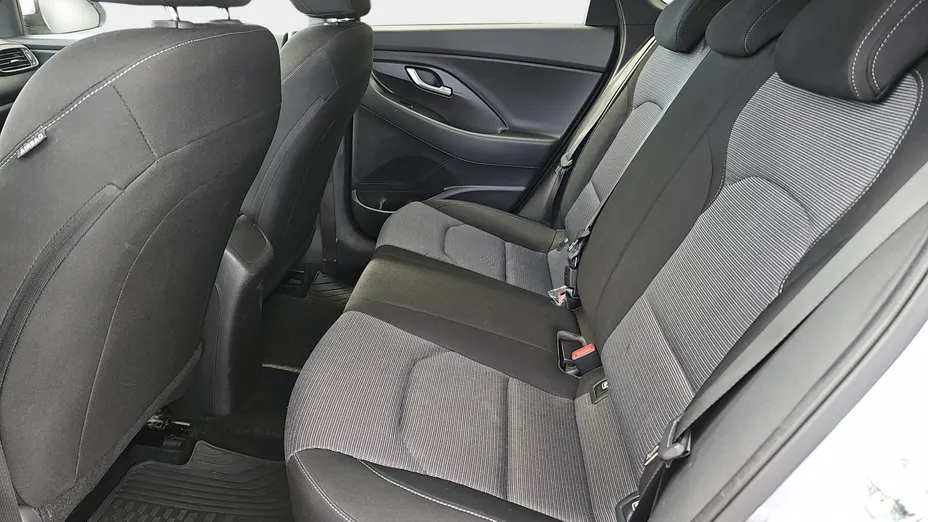 HYUNDAI i30 i30 1.0 T-GDI Modern