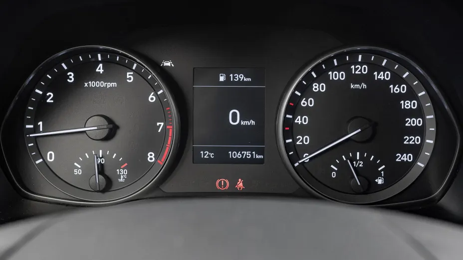 HYUNDAI i30 i30 1.5 DPI Classic +