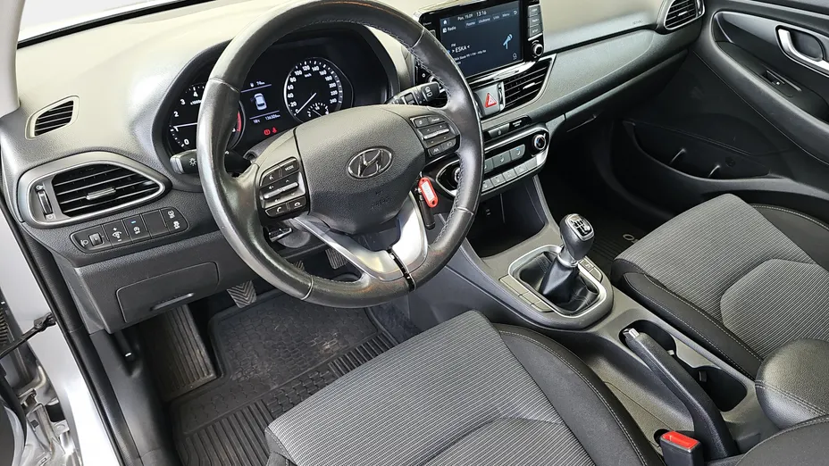 HYUNDAI i30 i30 1.0 T-GDI Modern